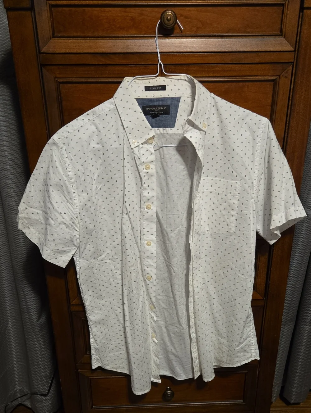 Banana Republic White Short-Sleeve Button-Down Shirt with Mini Geometric Print